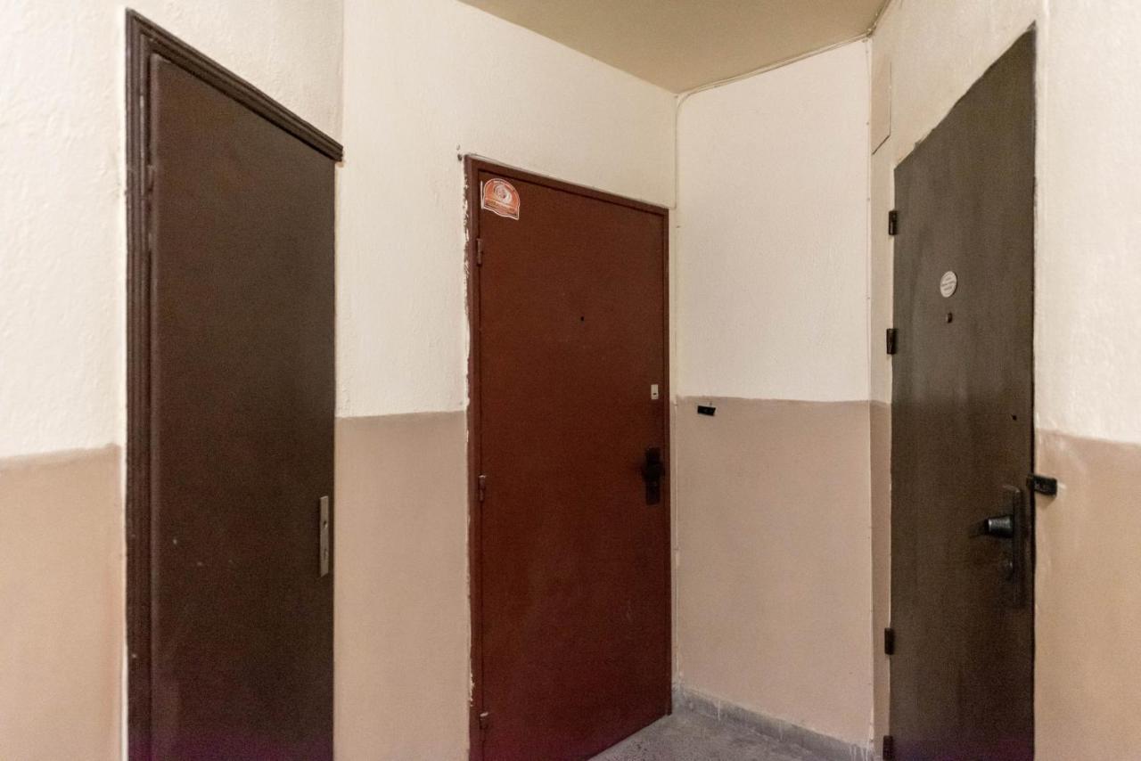 Private Studio In The Centre Varna Bagian luar foto