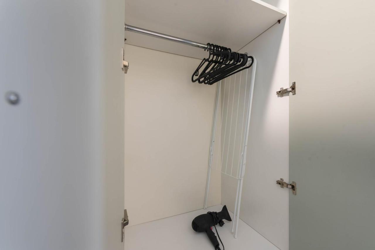 Private Studio In The Centre Varna Bagian luar foto