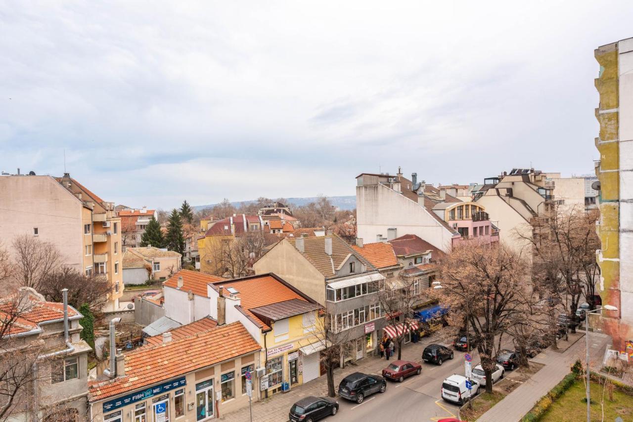 Private Studio In The Centre Varna Bagian luar foto