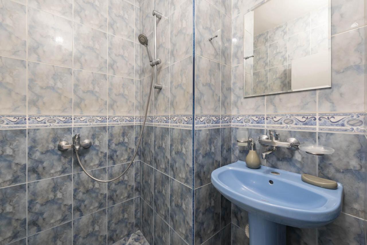 Private Studio In The Centre Varna Bagian luar foto